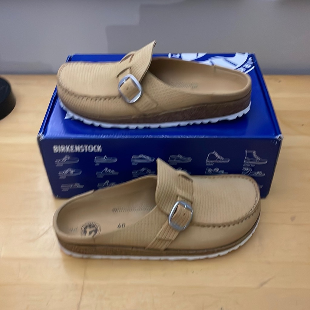 Birkenstock Buckley Latte Cream Women’s 9 Hh